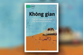 Không gian
